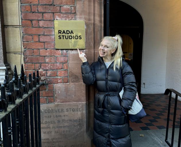After a few unsuccessful auditions, Beatrice Onions finally spent a semester at the Royal Academy...