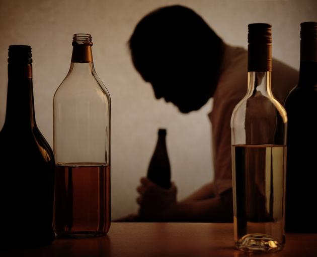 Experts say 8000 New Zealanders have died because of hazardous drinking. Photo: Getty Images