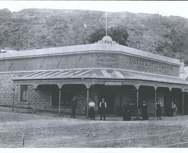 The Jolly family were well-known in Cromwell thanks to their general store.
