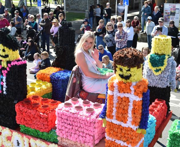 Lego float by the Alexandra Scout Group with Queen Lily Kain. PHOTO: GREGOR RICHARDSON