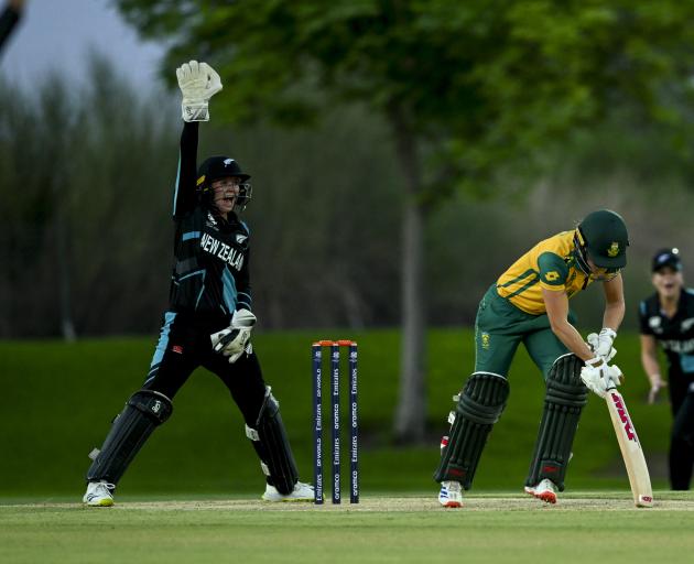 White Ferns wicketkeeper Izzy Gaze appeals as South Africa’s Anneke Bosch bats during their T20...