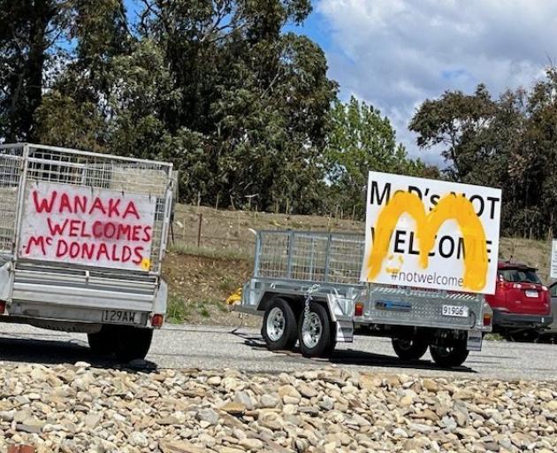 Trailers parked at the Mt Iron roundabout supporting and opposing the McDonald’s Restaurant...