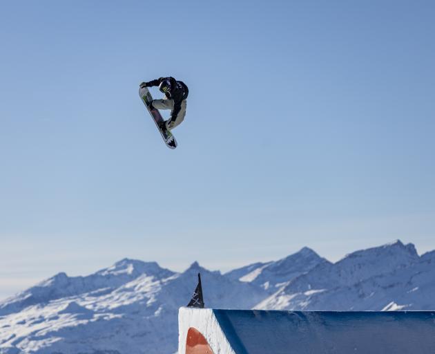 Zoi Sadowski-Synnott flies above the Alps in Switzerland to claim silver in the Laax Open, FIS...