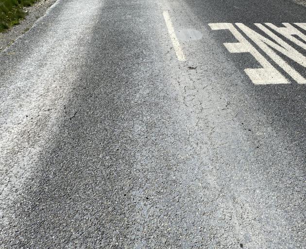 More than 600 metres of Waterloo Rd near Mossburn is also in poor condition. 