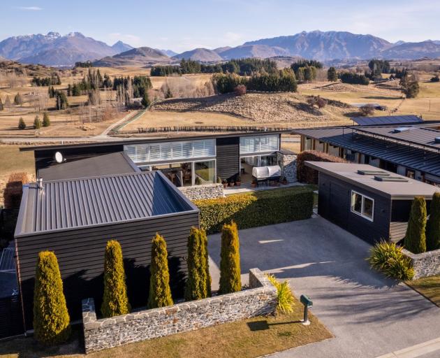 14 Advance Tce previously held the record for Arrowtown’s dearest home after it sold for $5m. 
