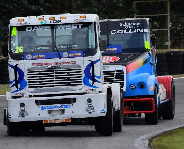 Dave West, of Pukekohe, in his Freightliner Argosy, on his way to winning the Mobil Delvac 1...