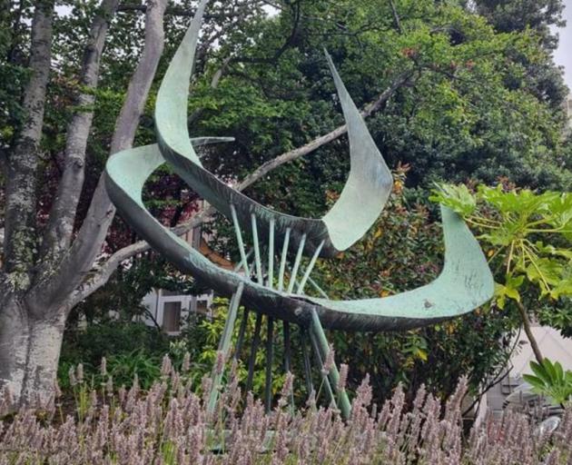 John Middleditch's sculpture Eleven Bronze Rods supporting Albatross Wingspan which is on display...