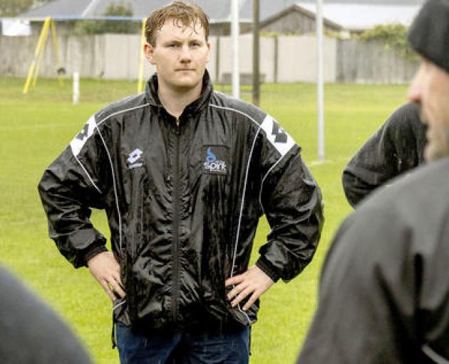 Sam Coughlan listens to Panthers head coach Corey Lawrie's words of wisdom. Photo: Geoff Sloan
