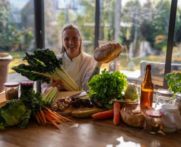 Dripping Bowl chef Evelyn Vallillee is ready to teach Wānaka some waste reduction tips and tricks...