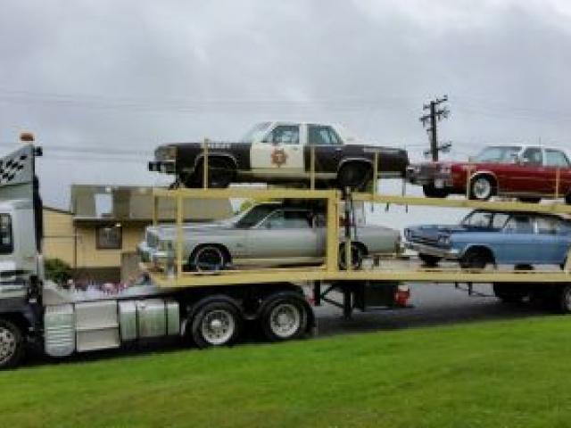 American cars made their exit from Tapanui yesterday as film crew rushed about town clearing out props and taking down signage. A month of filming Pete's Dragon in the West Otago town finished yesterday with a half-day shoot at the old Blue Mountain Lumbe American cars made their exit from Tapanui yesterday as film crew rushed about town clearing out props and taking down signage. A month of filming Pete's Dragon in the West Otago town finished yesterday with a half-day shoot at the old Blue Mountain Lumbe
