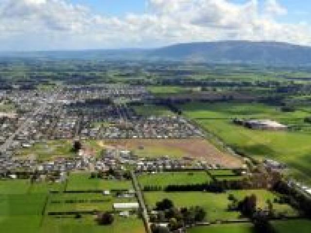 Mosgiel came up smelling of roses in a survey of Mosgiel parents carried out by the Methodist Mission. Photo by Gregor Richardson.