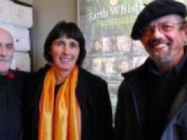 At the Dunedin premiere of 'Earth Whisperers/Papatuanuku' at Metropolis Cinema yesterday are (from left) cinema owner John Wilson, director Kathleen Gallagher and one of the film's stars, Jim O'Gorman. Photo by Gregor Richardson. At the Dunedin premiere of 'Earth Whisperers/Papatuanuku' at Metropolis Cinema yesterday are (from left) cinema owner John Wilson, director Kathleen Gallagher and one of the film's stars, Jim O'Gorman. Photo by Gregor Richardson.