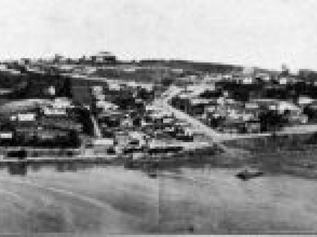 The rapidly expanding suburb of Anderson's Bay, Dunedin, from the rising ground at Vauxhall. - Otago Witness, 7.6.1916.