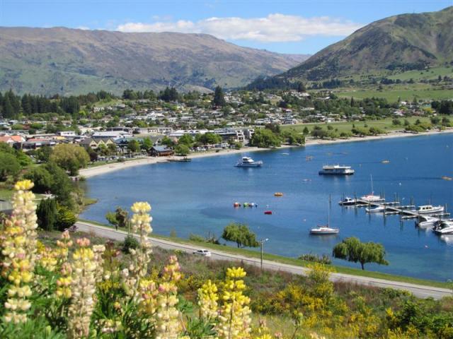 Wanaka is one of only three Otago centres with access to 4G. Photo by Mark Price.