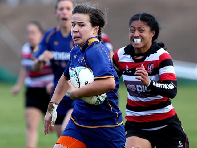 Michaela Baker on the run for Otago. Photo: Getty Images
