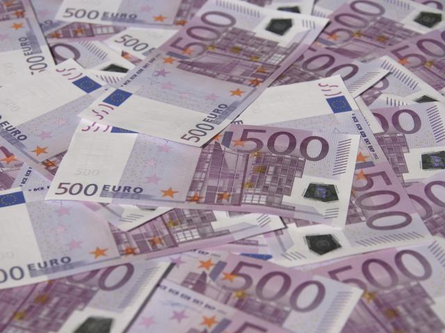 Thousands in high-denomination euro notes have been found blocking toilets at a bank and three...