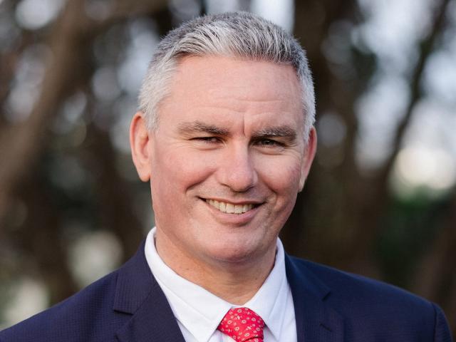 Kelvin Davis.