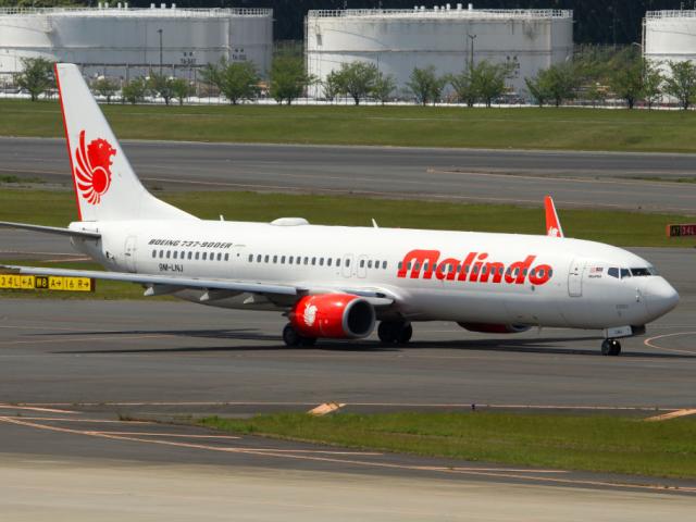 MalindoAir Boeing 737-900ER taxiing at Tokyo Narita airport (2017). Photo: Getty Images