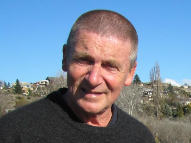 Russell Garbutt