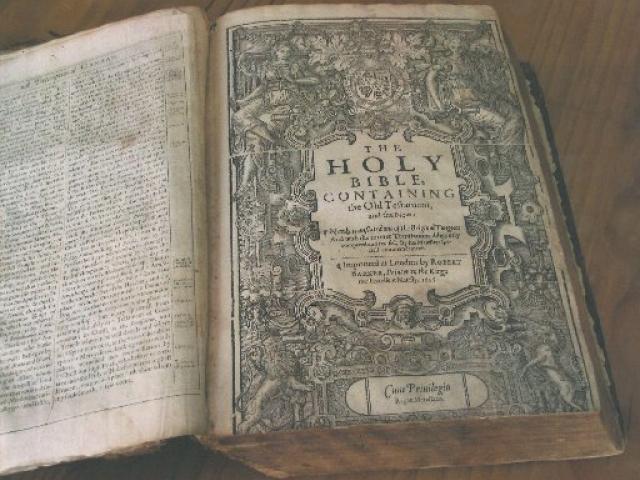 The  rare 400-year-old King James Bible. Photo by Manuwatu Guardian.