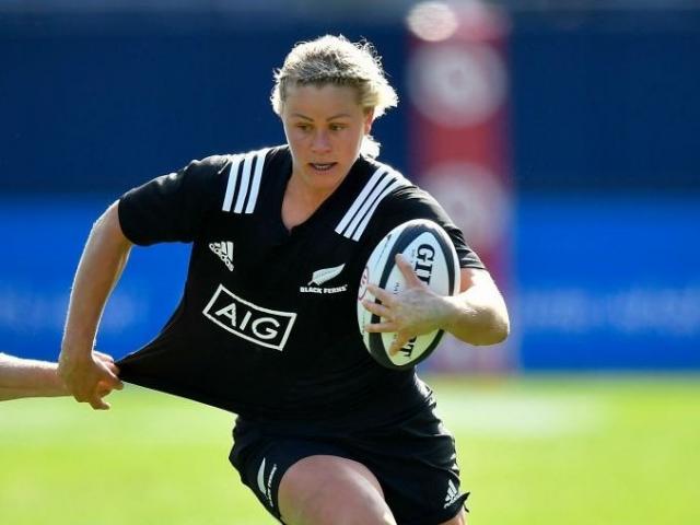 Chelsea Alley runs the ball up for the Black Ferns. PHOTO: GETTY IMAGES