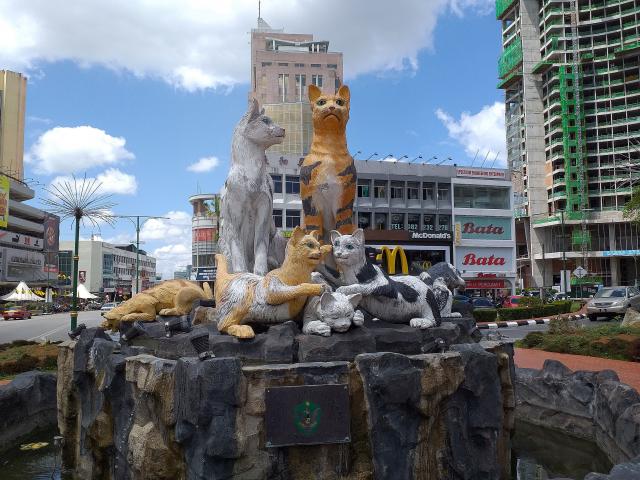 Cat statues are all over town as Kuching means ‘‘cat’’ in Malay.