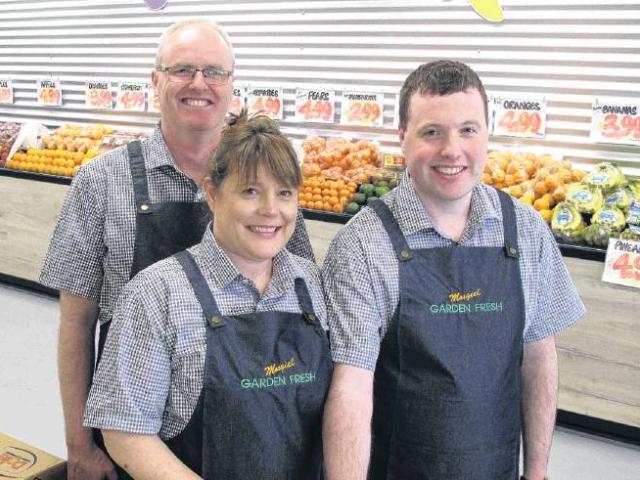 Mosgiel Garden Fresh owners Carl and Tania, and son Jonathan.