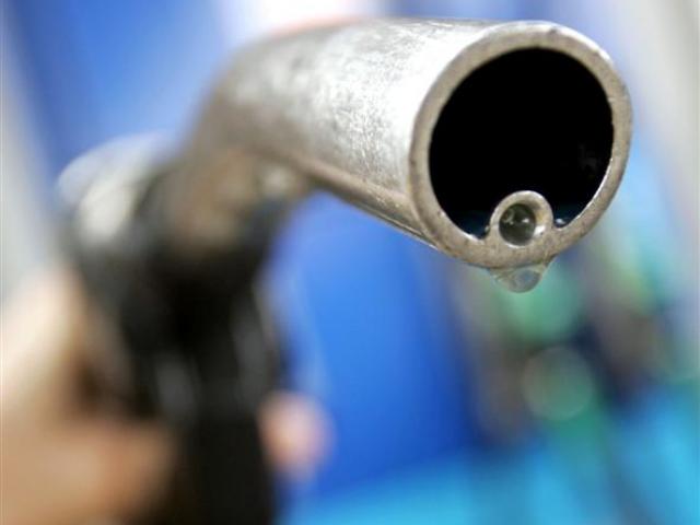Fuel prices are dropping  for motorists. Photo by Reuters.