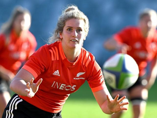 Alana Bremner ready to receive a pass in training. PHOTO: GETTY IMAGES