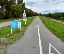 The proposed cycle route from Smith St to Pine Acres will link with the Passchendaele Pathway ...