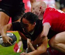 Sylvia Brunt scores a try for the Black Ferns against Canada. Photo: Getty Images 

