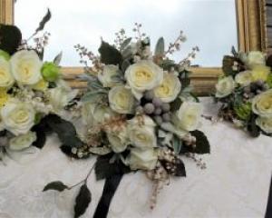 Estelle wedding flowers