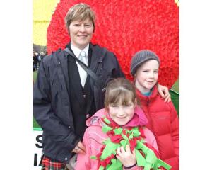 Debbie Larkins, with Lucy (7) and Rebecca Shirley (10), of Invercargill.