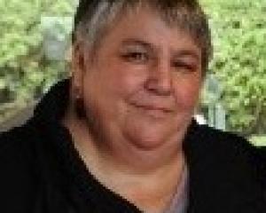 paula_stickings_her_husband_roger_tobin_and_her_si_4c8f316c4f.JPG