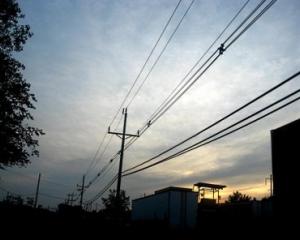 power_lines_jpg_4ee8197d00.jpg
