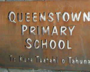 Sign at the Queenstown Primary School. Photo by ODT.