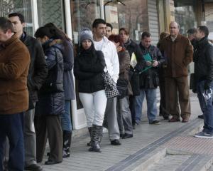 Unemployment queues could stay long this year. Photo by Reuters.