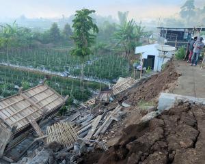 Damage is seen following an earthquake in Lombok. Photo: Lalu Onank via Reuters