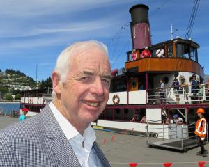 Dr Eion Edgar