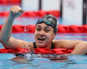Tupou Neiufi celebrates her victory. Photo: Getty Images
