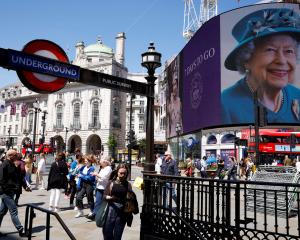 London's Piccadilly Circus. Photo: Reuters 