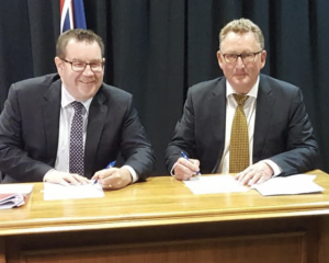 Finance Minister Grant Robertson and RBNZ Governor Adrian Orr. Photo: RNZ
