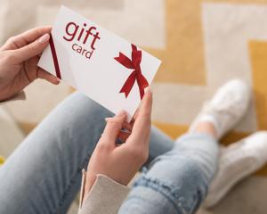 Gift cards commonly expire after 12 months, leaving shoppers out of pocket. Photo: File image
