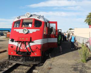 Tokomaru, a 1938-built Standard railcar carrying an Australian tour group, visited Gore last week...