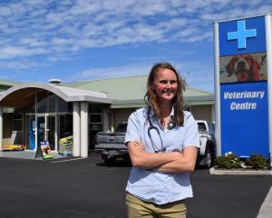 Veterinary Centre Oamaru graduate vet Catherine Nelson is a recipient of the voluntary bonding...