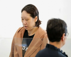 Hakyung Lee appears in the High Court in Auckland in November, 2022. Photo: RNZ 