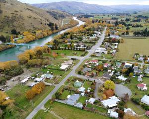 Millers Flat and the Clutha River. PHOTO: STEPHEN JAQUIERY