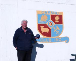 Oamaru Phoenix Bowling Club Kerry Kelly is the first North Otago player to win 50 centre titles....