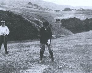 Alex Tapper and G.H. McEwan at Balmacewen in 1901. ‘‘The Scots in Dunedin spent their Sundays...