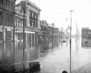Flooding in Castle St.








